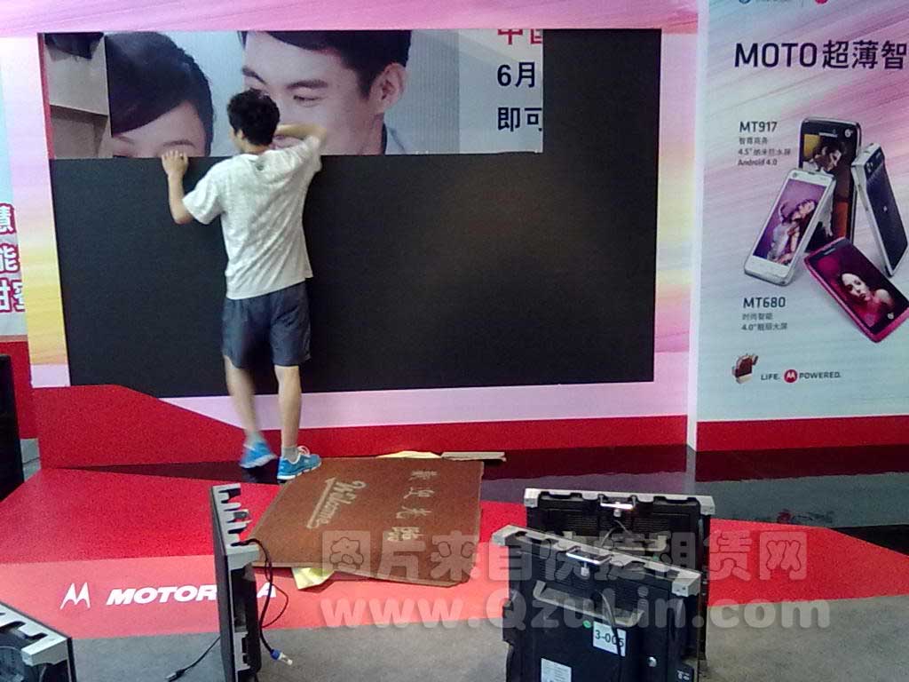 快捷租賃現(xiàn)場案例：摩托新品發(fā)布會現(xiàn)場1